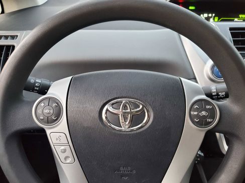 Used 2012 Toyota Prius V Five FWD image 14