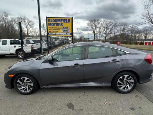 Used 2018 Honda Civic EX image 8