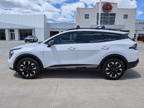 Certified 2023 Kia Sportage X-Line w/ X-Line Premium Package AWD/4WD image 2