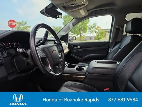 Used 2020 Chevrolet Tahoe LT w/ Luxury Package AWD/4WD image 9