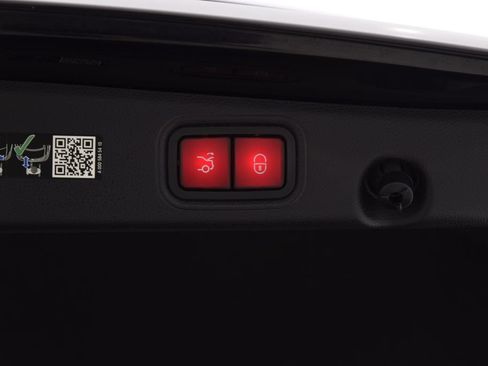 Certified 2023 Mercedes-Benz E 350 Sedan image 15