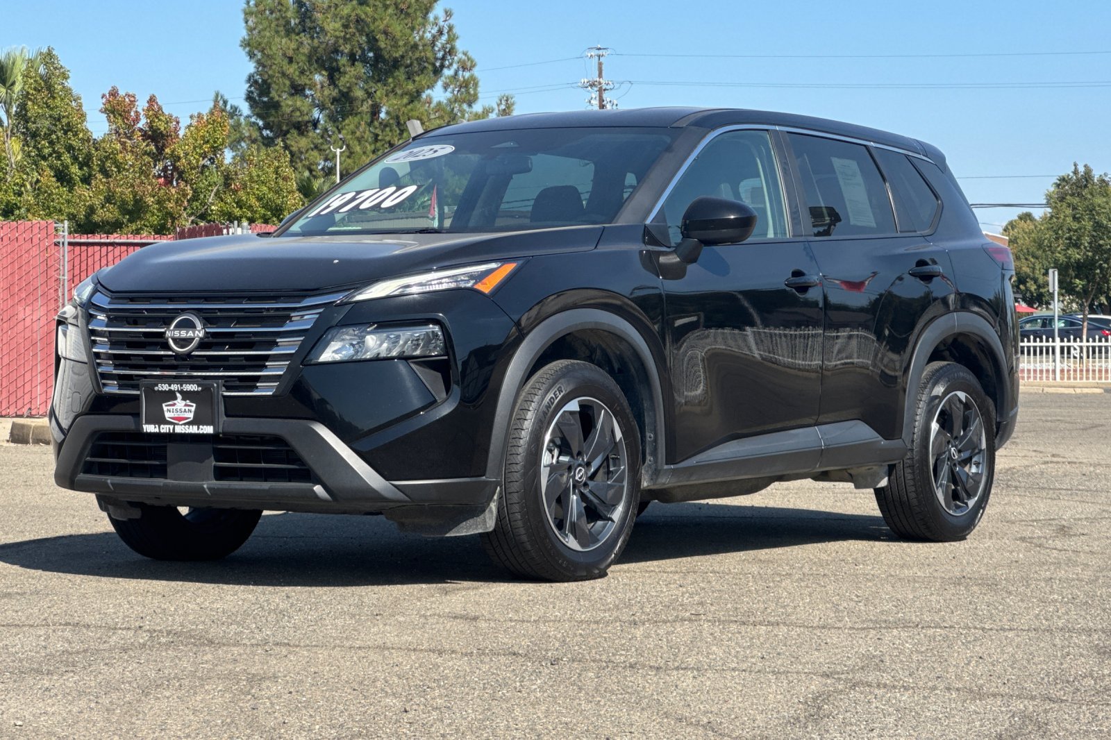 Certified 2025 Nissan Rogue SV AWD/4WD image 10