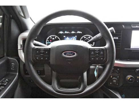 Used 2024 Ford F250 XLT w/ FX4 Off-Road Package image 14