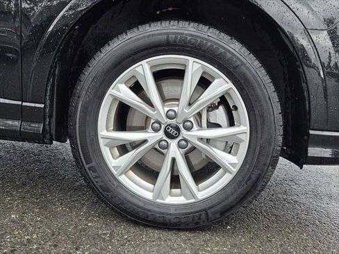 Used 2025 Audi Q3 2.0T Premium AWD/4WD image 9