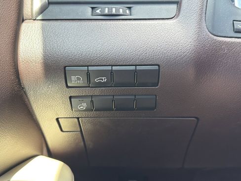 Used 2018 Lexus RX 350L FWD w/ Premium Package image 26