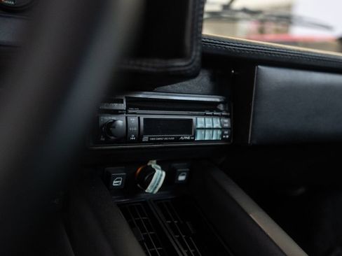 Used 1989 Lamborghini Countach Coupe RWD image 20