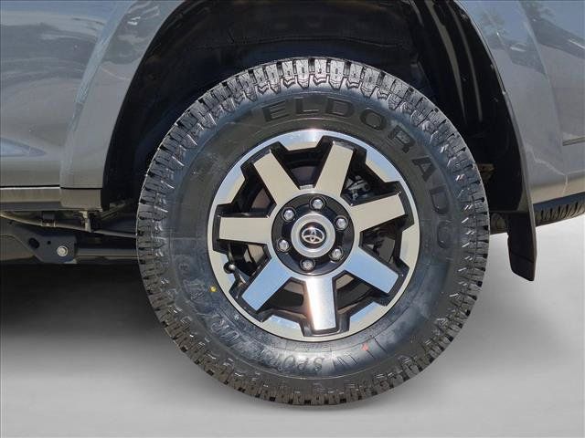 Used 2024 Toyota 4Runner TRD Off-Road AWD/4WD image 23