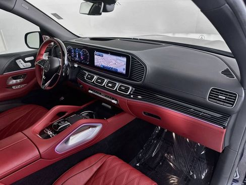 Certified 2026 Mercedes-Benz Maybach GLS 600 4MATIC image 31