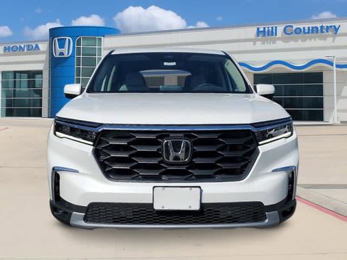New 2025 Honda Pilot EX-L image 8