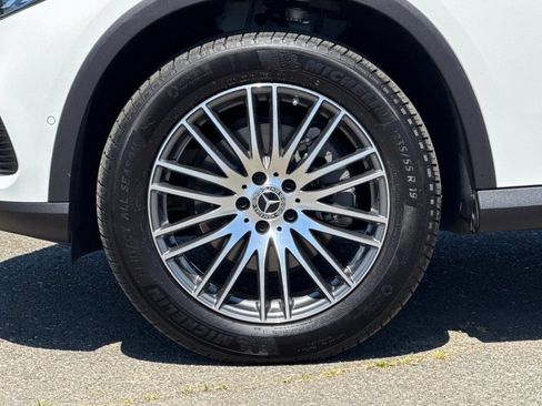 Certified 2026 Mercedes-Benz GLC 300 image 12
