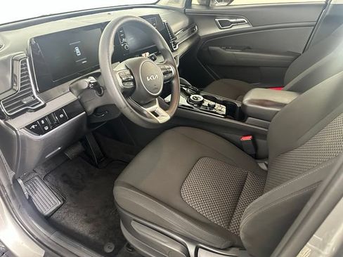 Used 2023 Kia Sportage LX AWD/4WD image 18