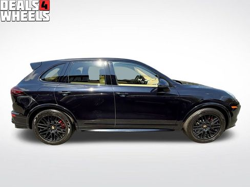 Used 2016 Porsche Cayenne GTS AWD/4WD image 5