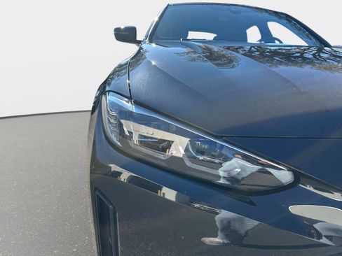 Used 2023 BMW i4 eDrive35 w/ Premium Package image 9