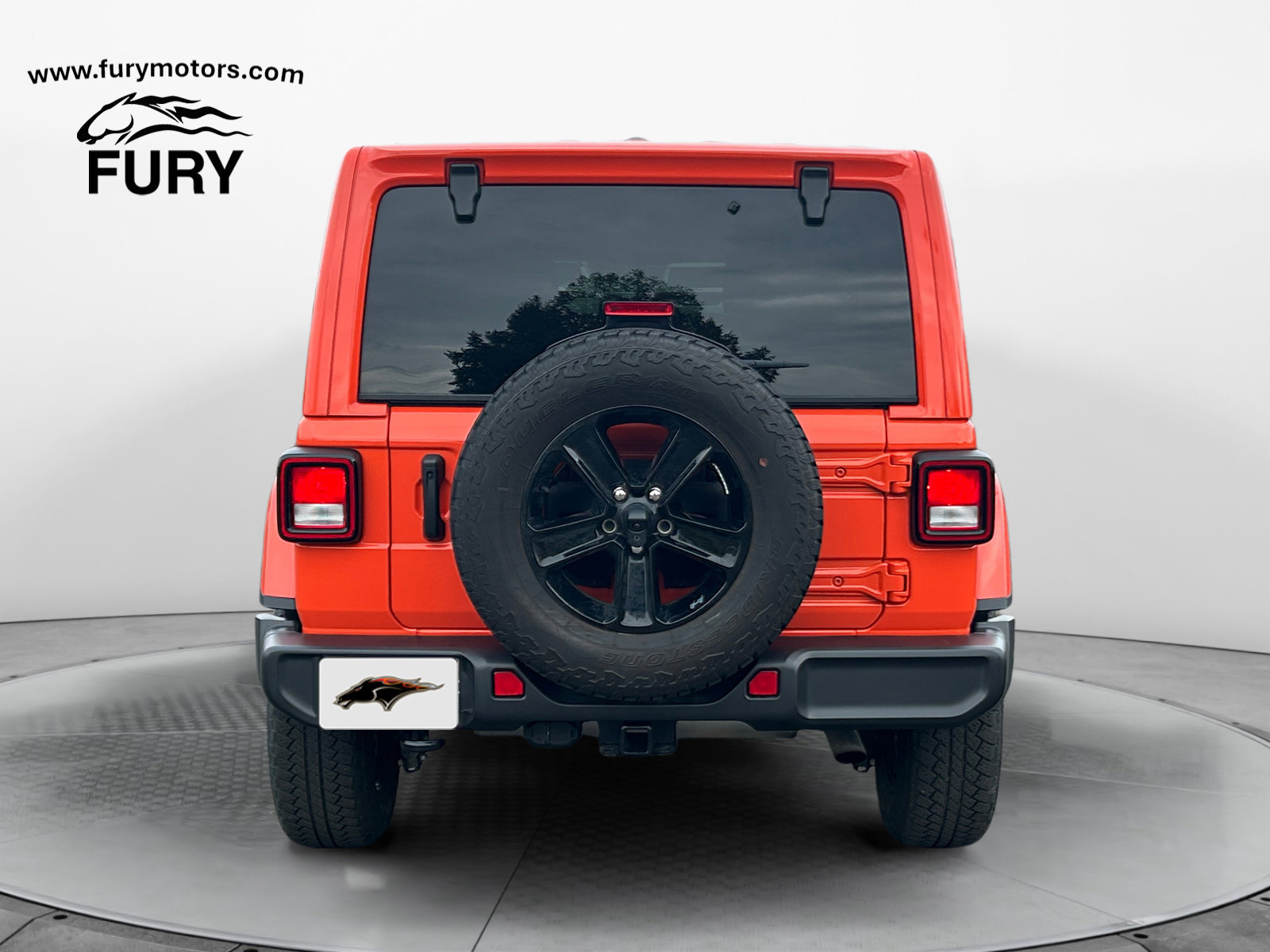Used 2023 Jeep Wrangler Unlimited Sahara AWD/4WD image 8