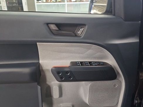 Used 2023 Ford Maverick XLT w/ XLT Luxury Package image 11