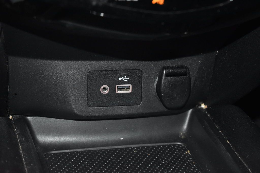 Used 2019 Nissan Rogue SV FWD image 14