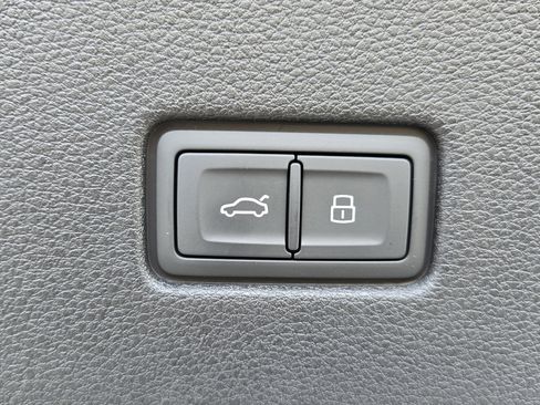 New 2026 Audi Q8 Premium Plus image 13