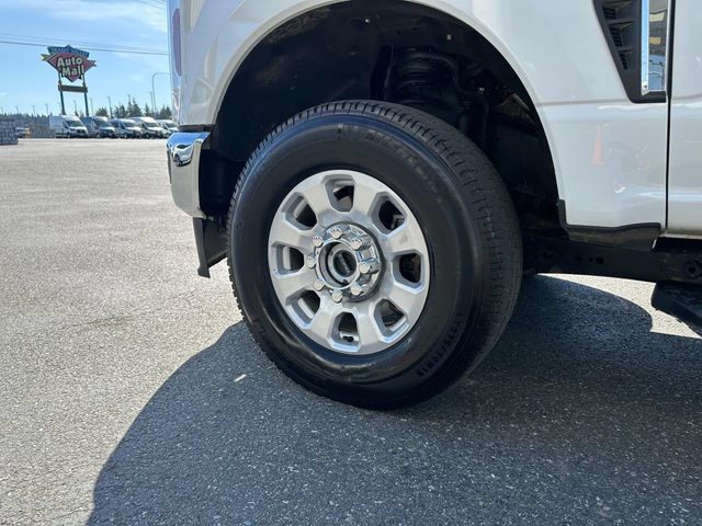 Used 2024 Ford F350 XLT AWD/4WD image 26