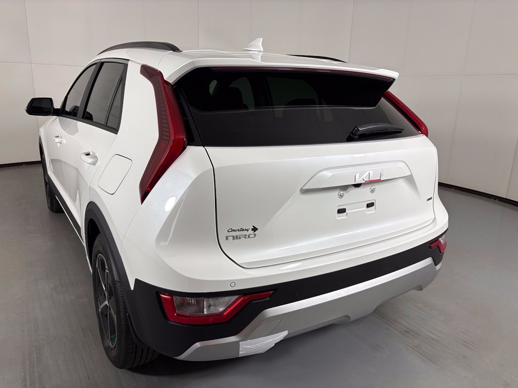 New 2026 Kia Niro EX FWD image 6