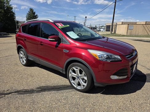Used 2013 Ford Escape Titanium w/ Class II Trailer Tow Pkg AWD/4WD image 10