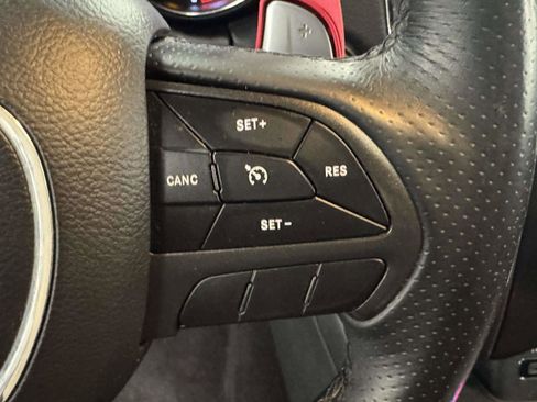 Used 2018 Dodge Durango R/T w/ Trailer Tow Group IV image 22