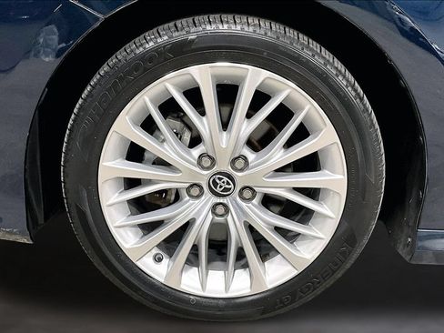 Used 2018 Toyota Camry XLE w/ Audio Package FWD image 33
