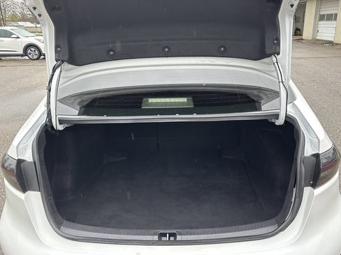 Used 2022 Toyota Corolla SE FWD image 8