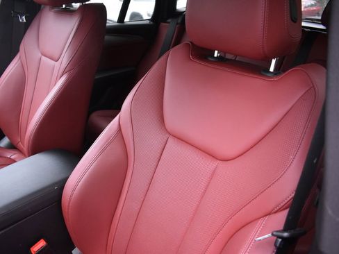 Used 2023 BMW X3 sDrive30i w/ M Sport Package image 11