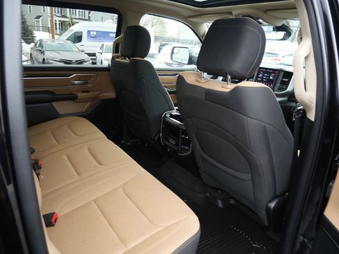 Used 2021 RAM 1500 Big Horn image 24