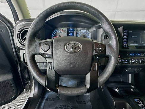 Used 2021 Toyota Tacoma SR AWD/4WD image 15