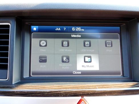 Used 2015 Hyundai Genesis 3.8 image 40