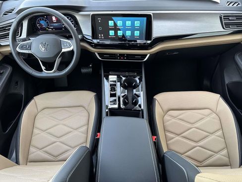 New 2026 Volkswagen Atlas Cross Sport SE FWD image 11