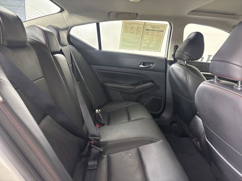 Used 2023 Nissan Altima 2.5 SR w/ SR Premium Package FWD image 21