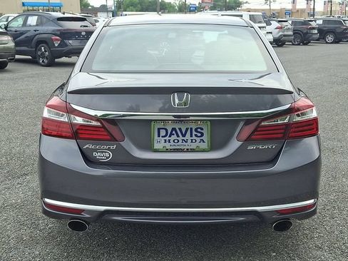Used 2016 Honda Accord Sport image 5