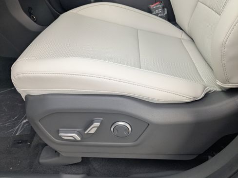 New 2026 Hyundai Santa Fe SEL FWD image 25