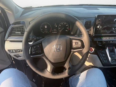 New 2026 Honda Odyssey Elite image 10