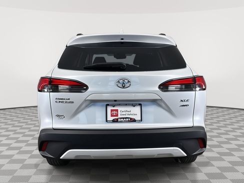 Used 2023 Toyota Corolla Cross XLE w/ Convenience Package image 15