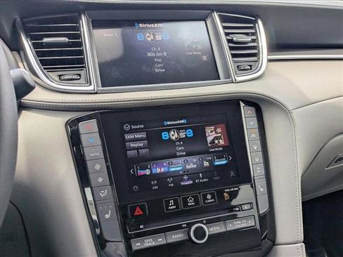 New 2025 INFINITI QX50 Luxe image 12