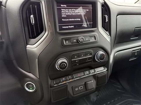 Used 2026 Chevrolet Silverado 1500 W/T image 15