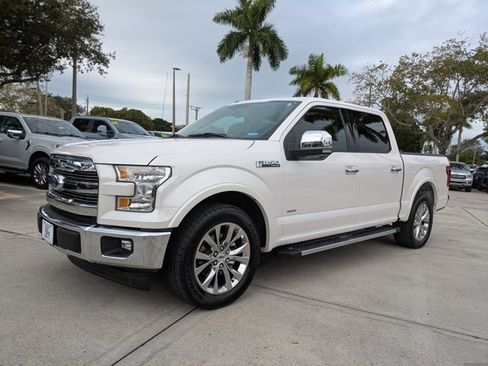 Used 2017 Ford F150 Lariat image 7
