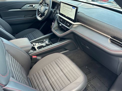 New 2026 Ford Explorer ST-Line image 16