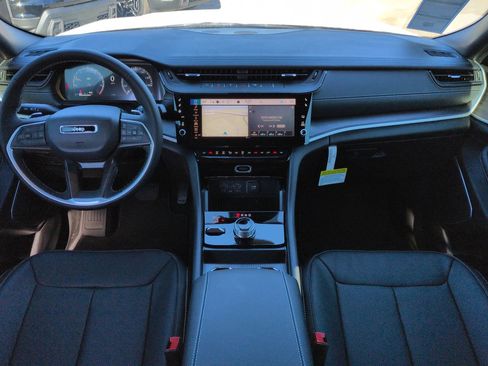 New 2026 Jeep Grand Cherokee Limited Reserve image 14