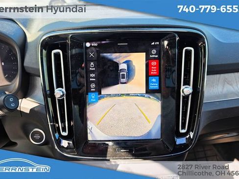 Used 2024 Volvo XC40 B5 Plus w/ Climate Package AWD/4WD image 18