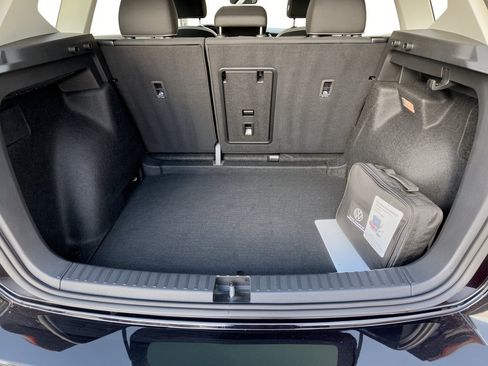 Certified 2023 Volkswagen Taos S FWD image 28
