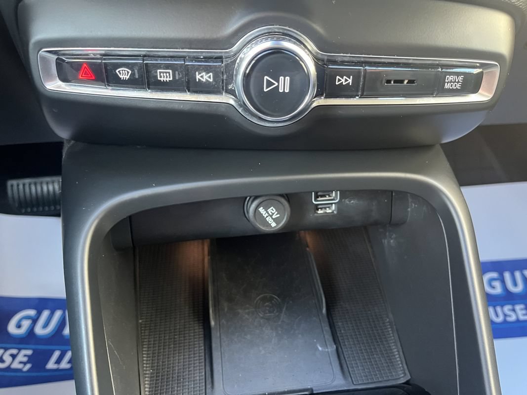 Used 2021 Volvo XC40 T5 Inscription w/ Advanced Package AWD/4WD image 13