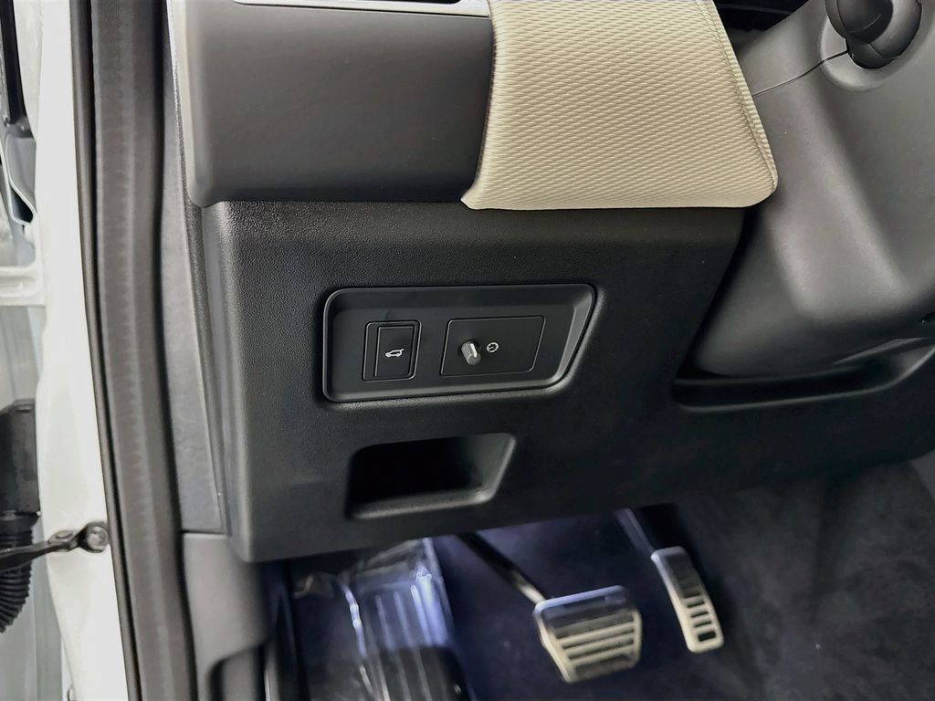 New 2026 Land Rover Discovery Dynamic SE AWD/4WD image 10