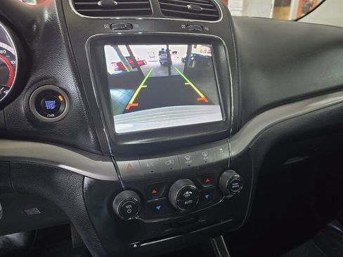 Used 2017 Dodge Journey Crossroad image 22