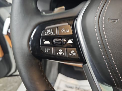 Certified 2023 BMW 530i w/ Executive Package image 19