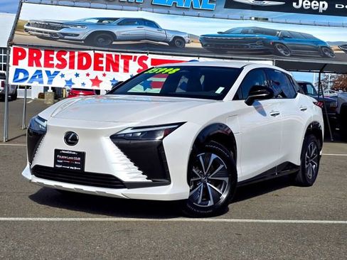 Used 2025 Lexus RZ 300e w/ Accessory Package (2T) image 3