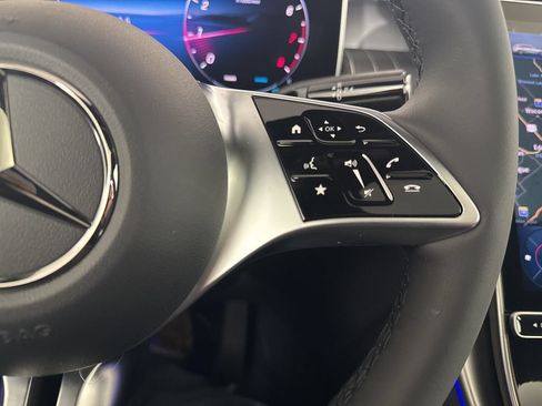 New 2026 Mercedes-Benz GLC 300 4MATIC image 32